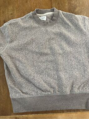 American Eagle Outfitters Gray Crewneck Sweatshirt
